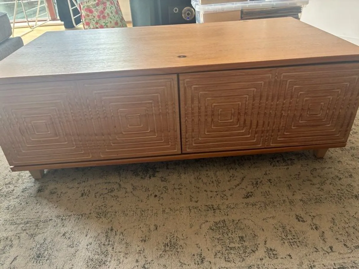 Coffee Table with storage - Image 1