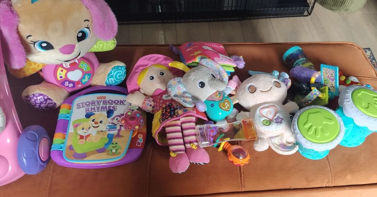 Toys - Image 2