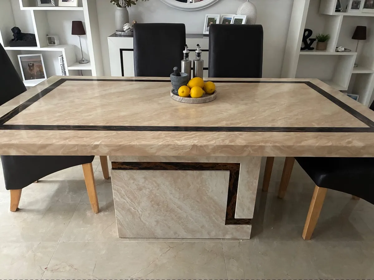 Marble dining:kitchen table