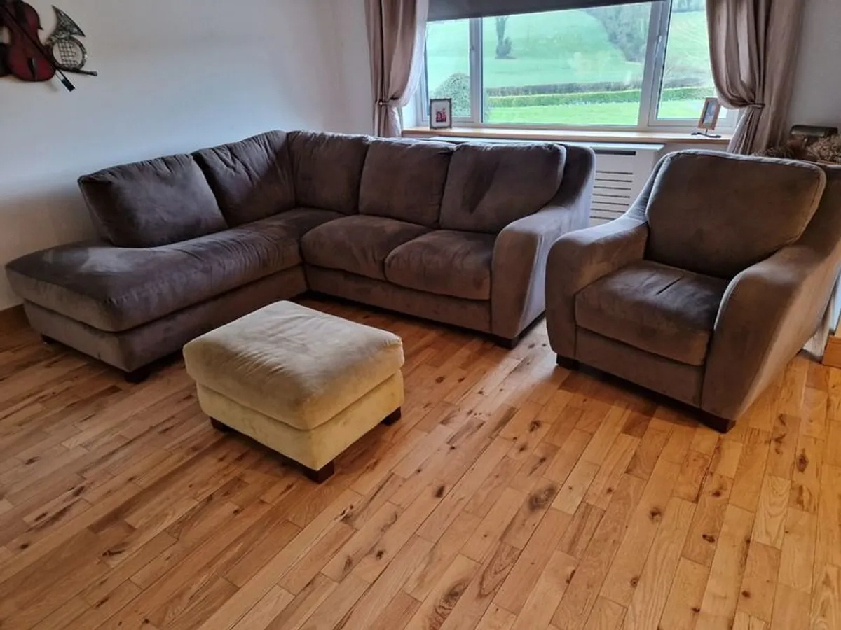 L shaped couch and foot stool - Image 2
