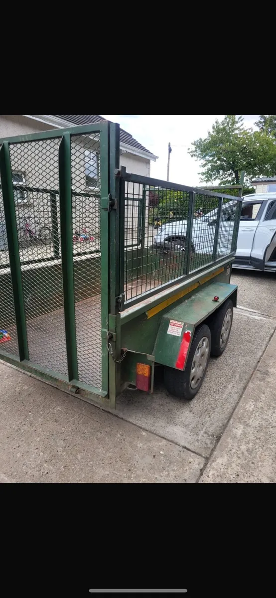 F40 Trailer 8x4 - Image 1