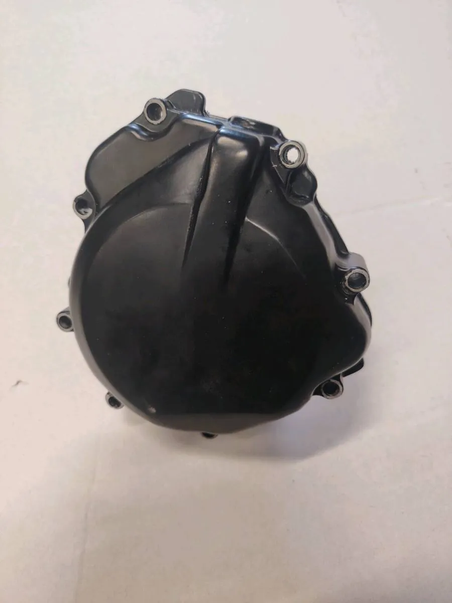 Gsxr upgrade parts /QS/R1 calipers/hugger - Image 2