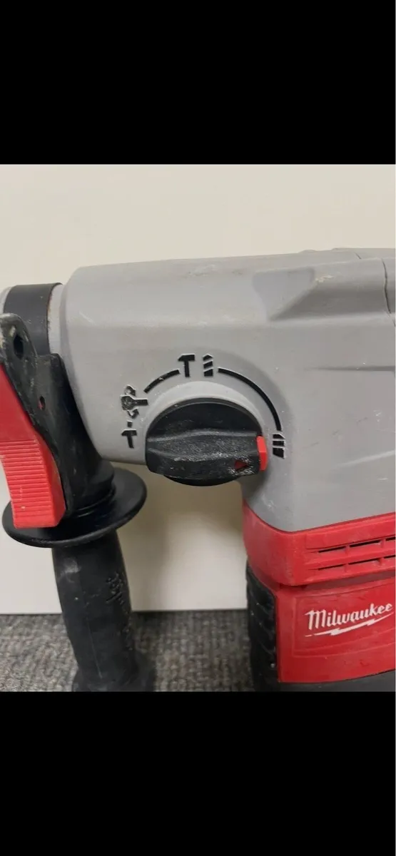Milwaukee Rotary Hammer Drill Baretool HD18 HX - Image 2