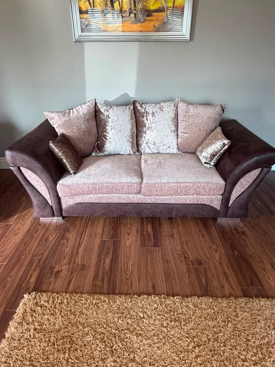 3 piece suite - Image 1