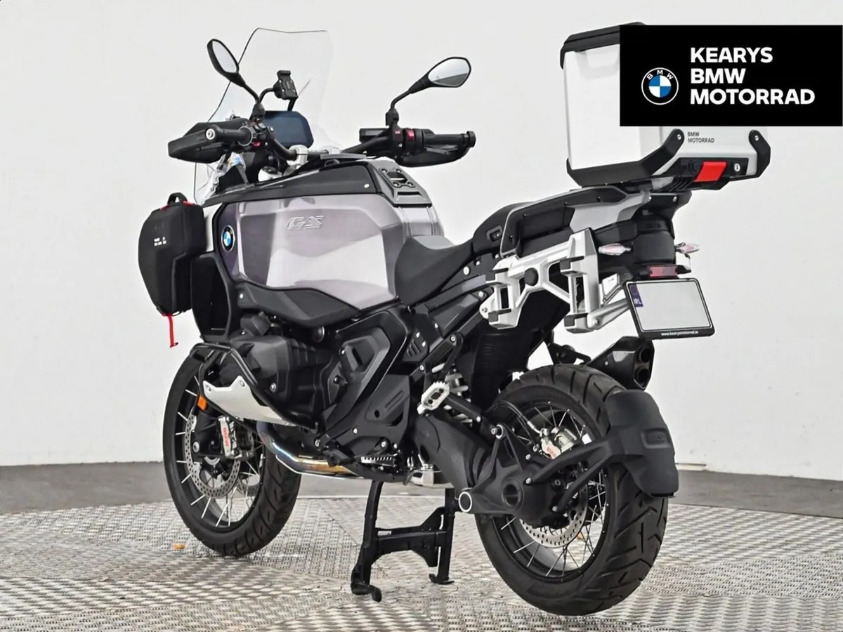 BMW R 1300 GS Adventure TE (Triple Black) - Image 2