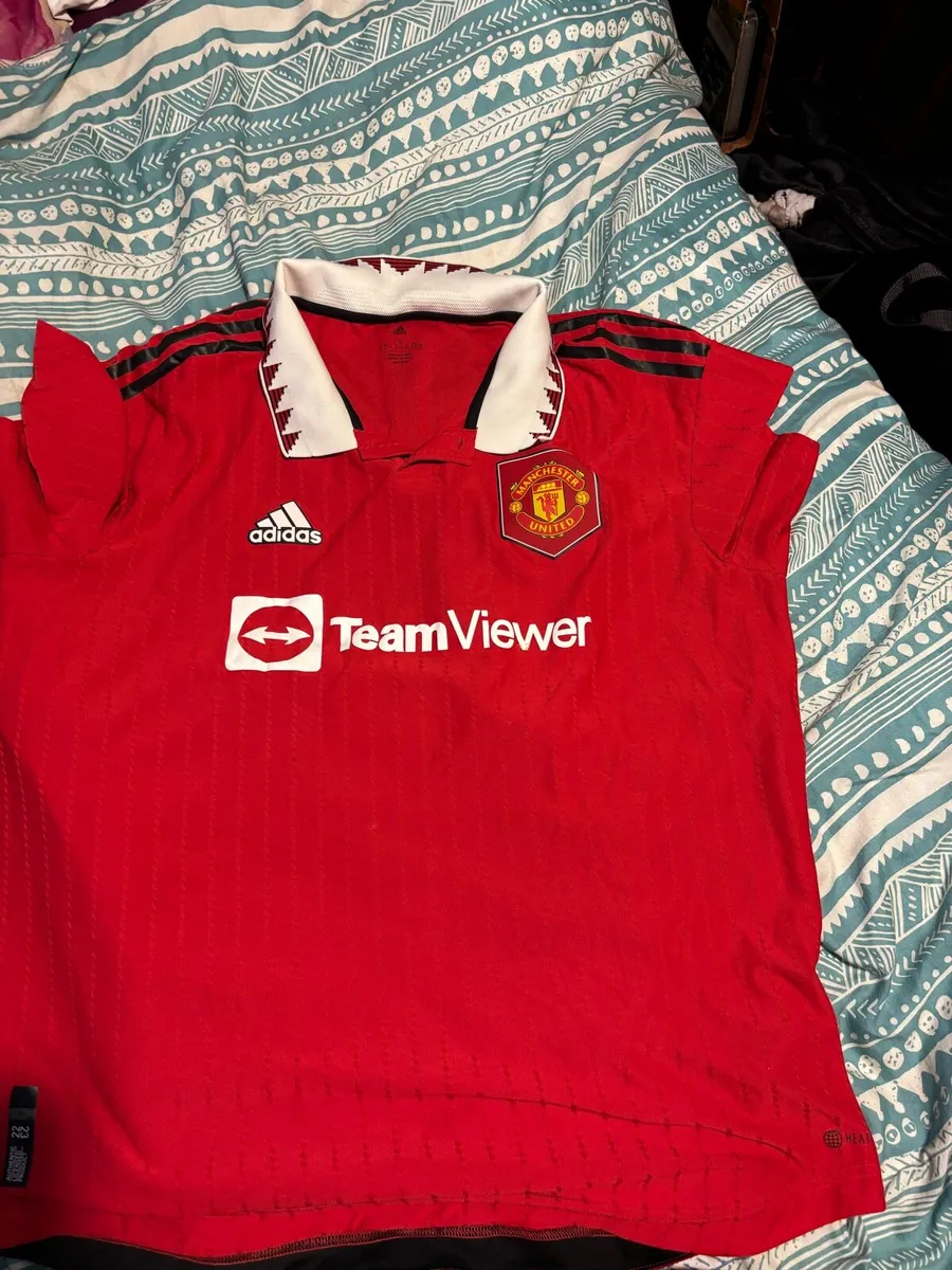 Manchester United Home & Away Jersey 2022/23 - Image 1
