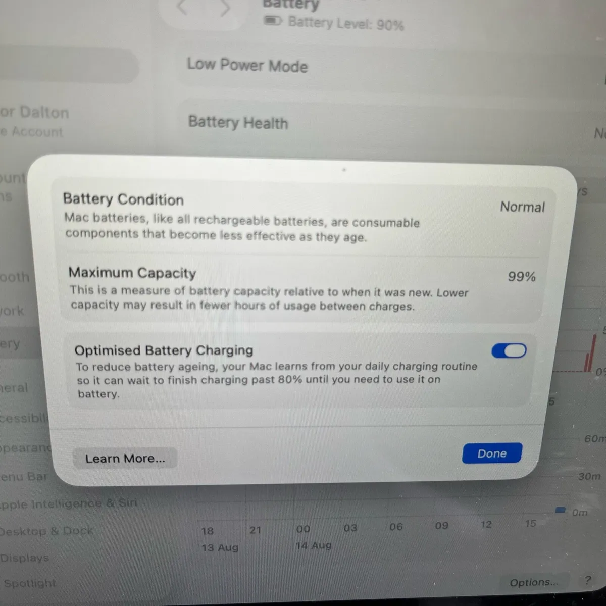 Macbook M2 Air - Image 4