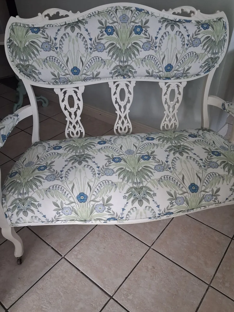 French  Couch - Image 3