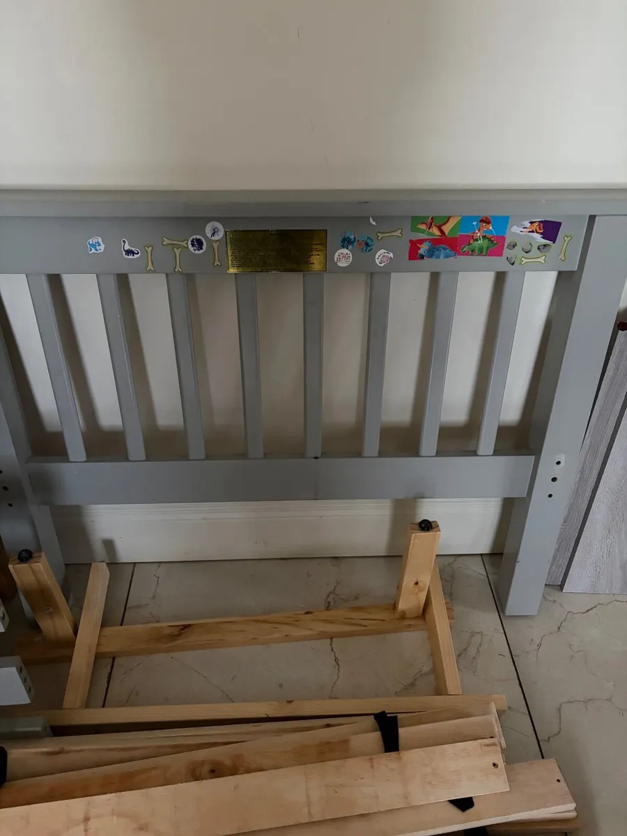Twin (3ft) & (4ft6) Grey Bunk Bed - Image 4