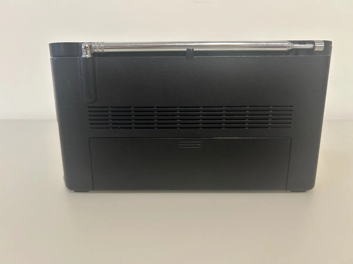 Sony XDR-S41D Portable DAB/DAB+/FM Digital Radio - Image 4