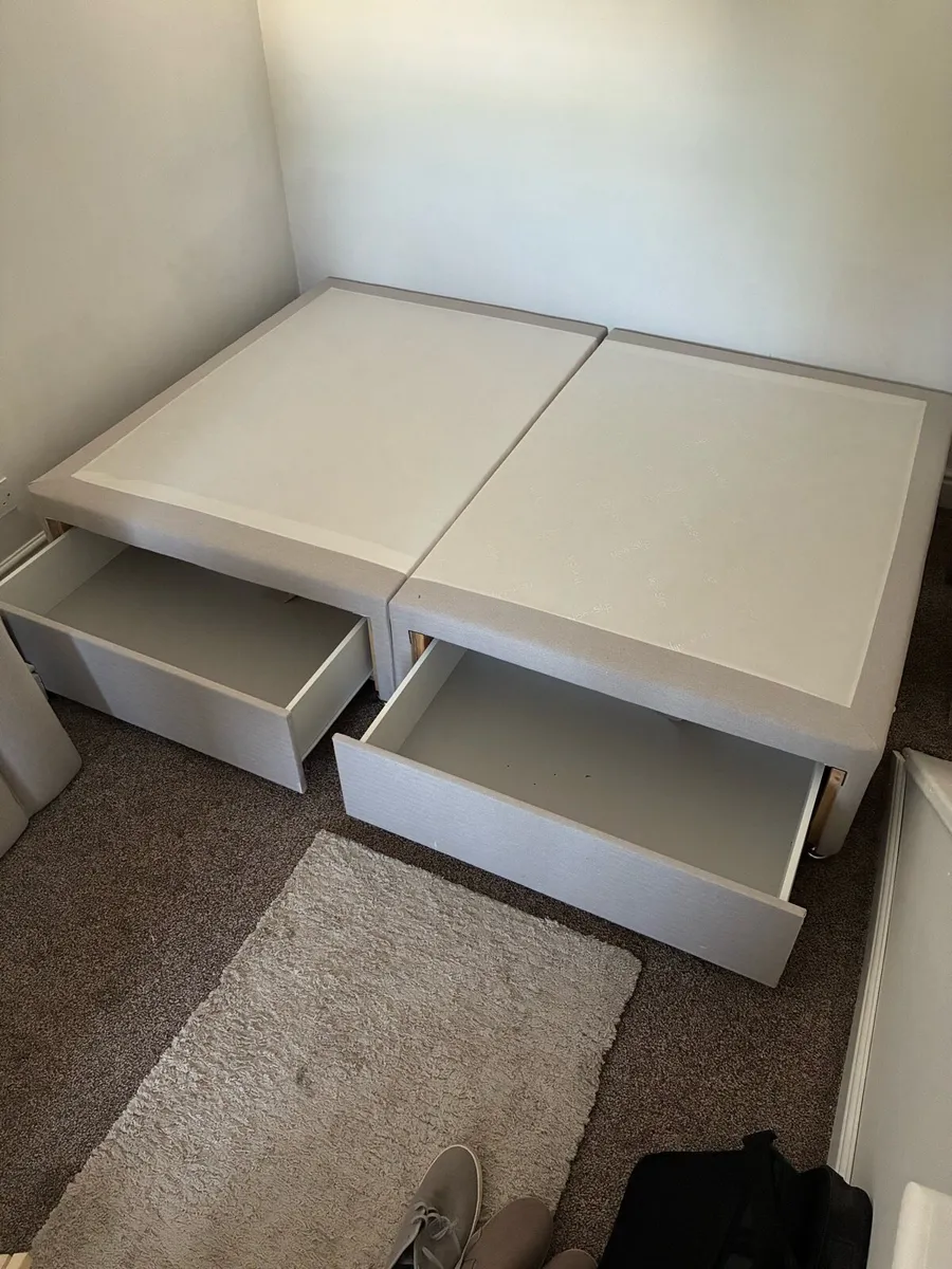 Bed - Image 4