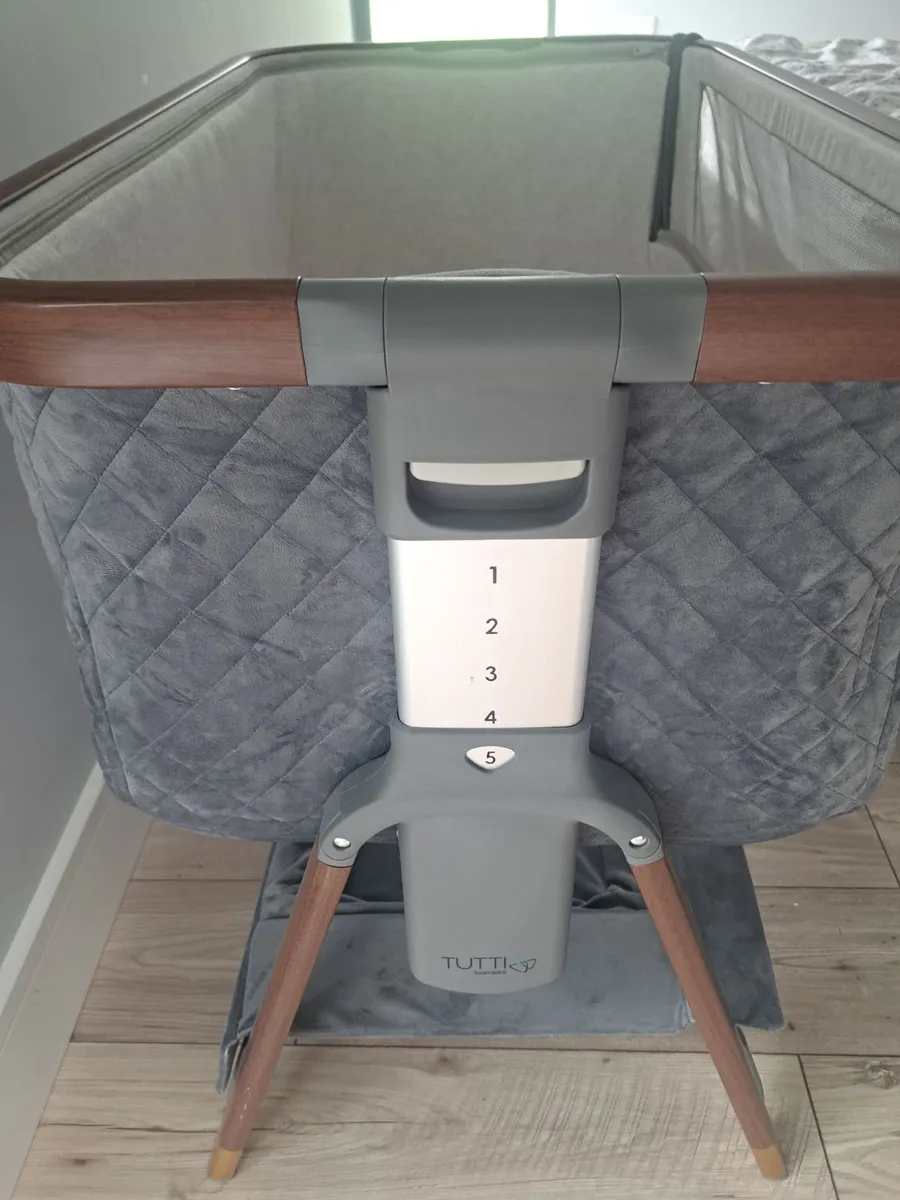 Baby Crib - Image 2