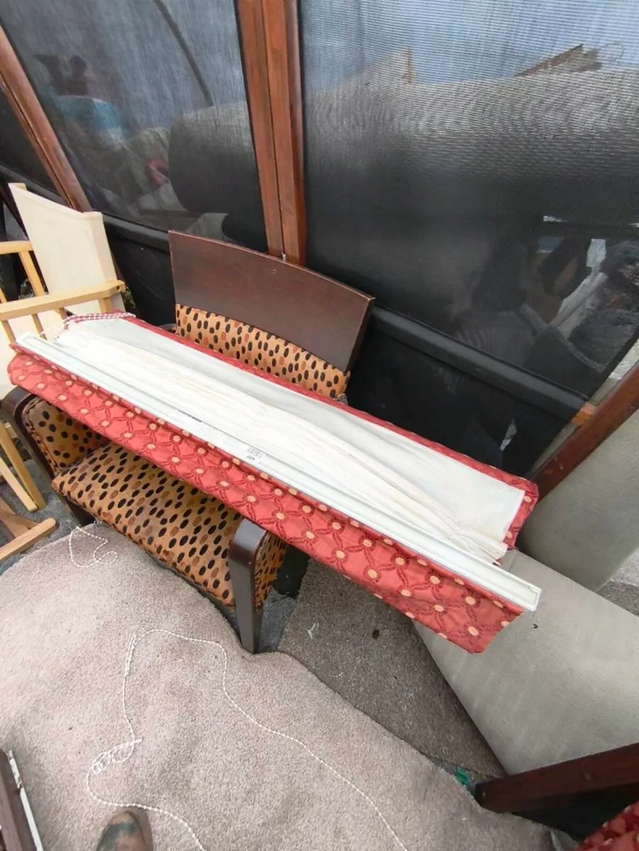 2 beautiful Roman blinds like new 2 /100 - Image 4