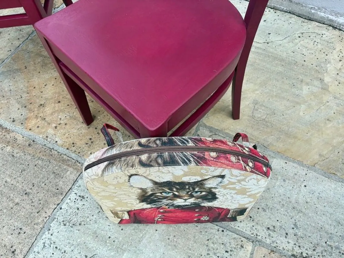Chairs - Image 4