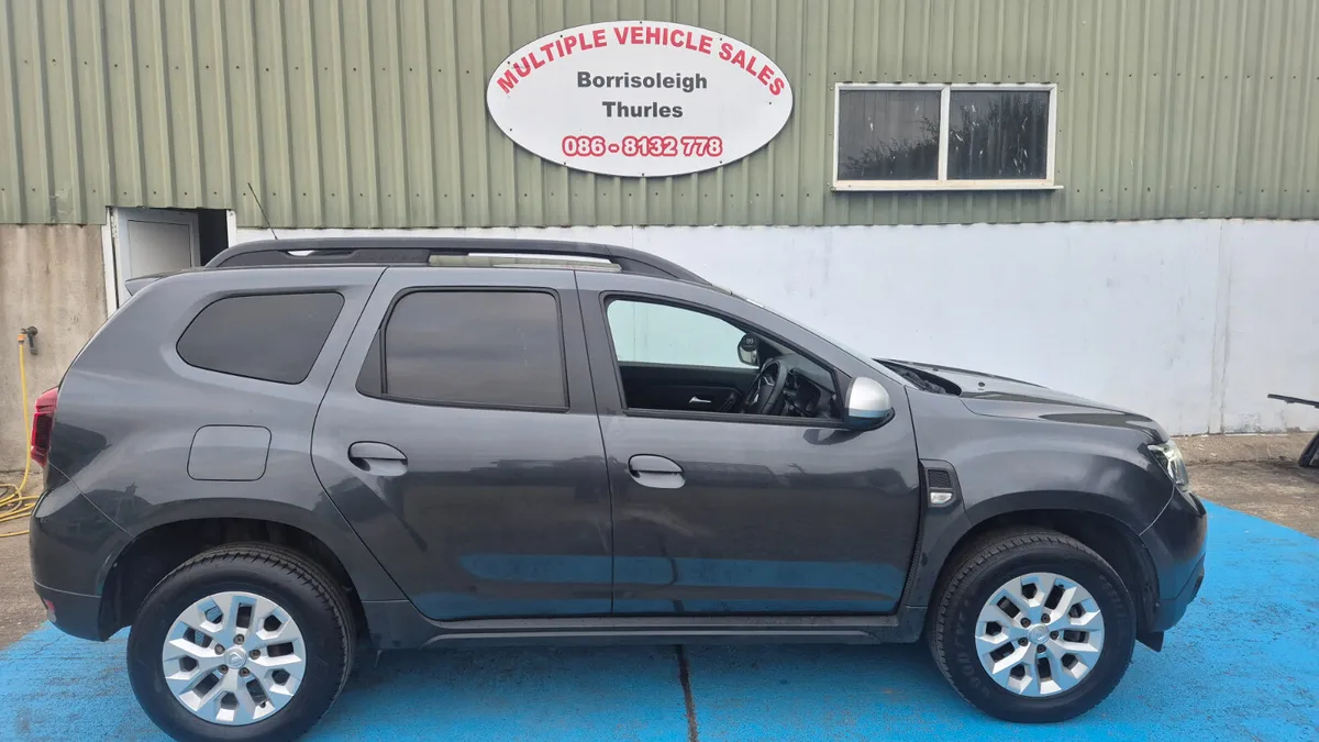DACIA DUSTER 1.5 DIESEL COMMERCIAL VAN - Image 1