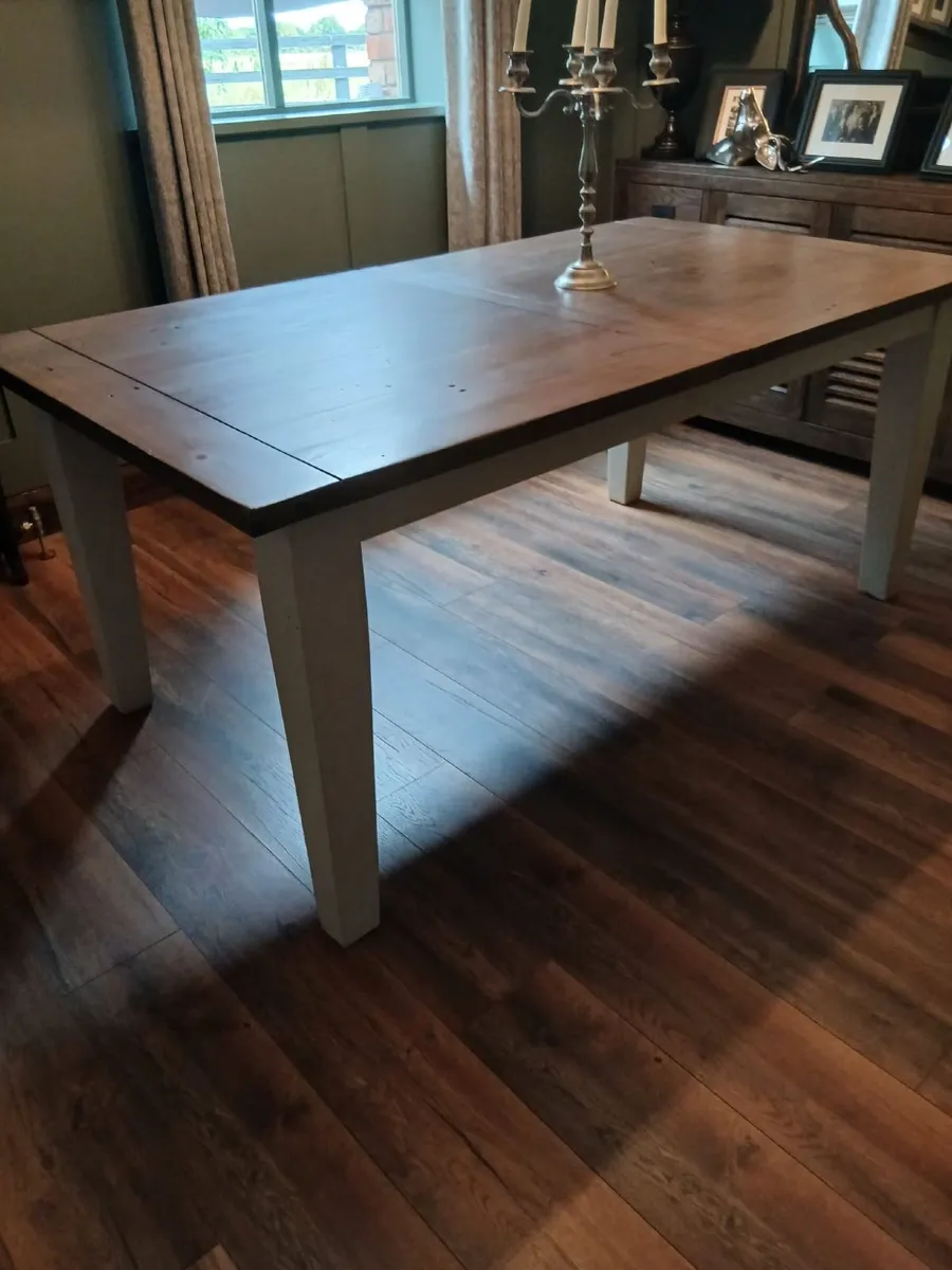 Extendable dining table - Image 2