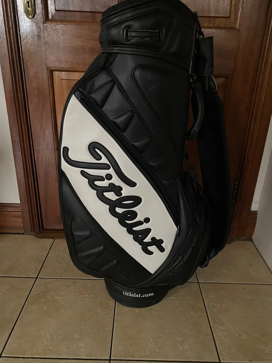 Titleist Midsize Tour Bag As New Waterproof - Image 2