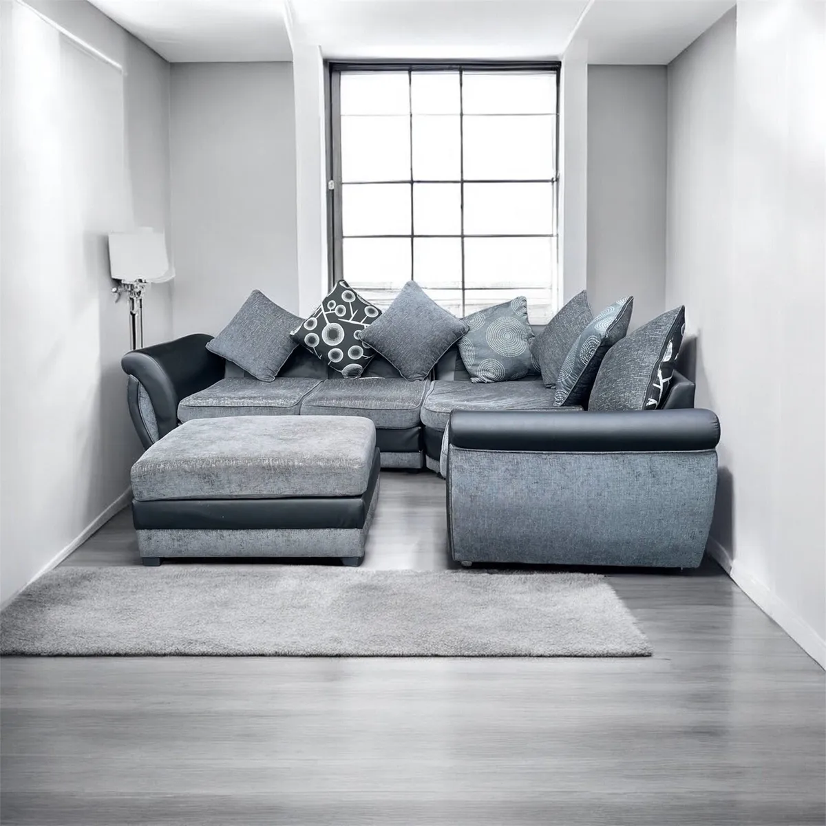 L shaped Corner sofa& footstool - Image 1