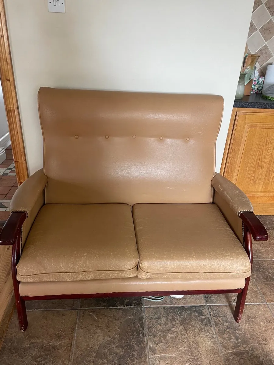 Two seater couch - Image 1