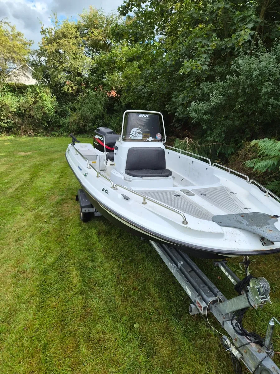 Centre Console 19  Fast Fisher - Image 2