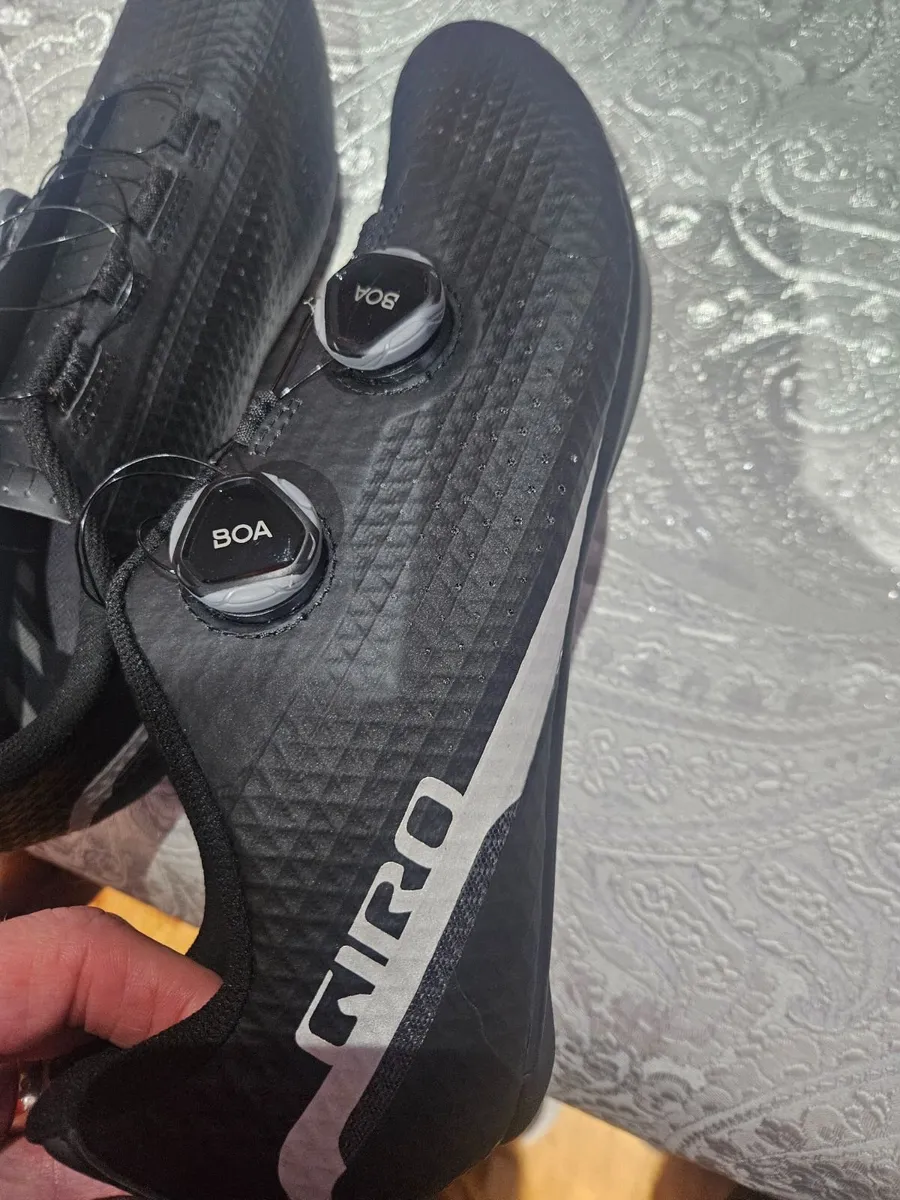 Cycling shoes - Image 1