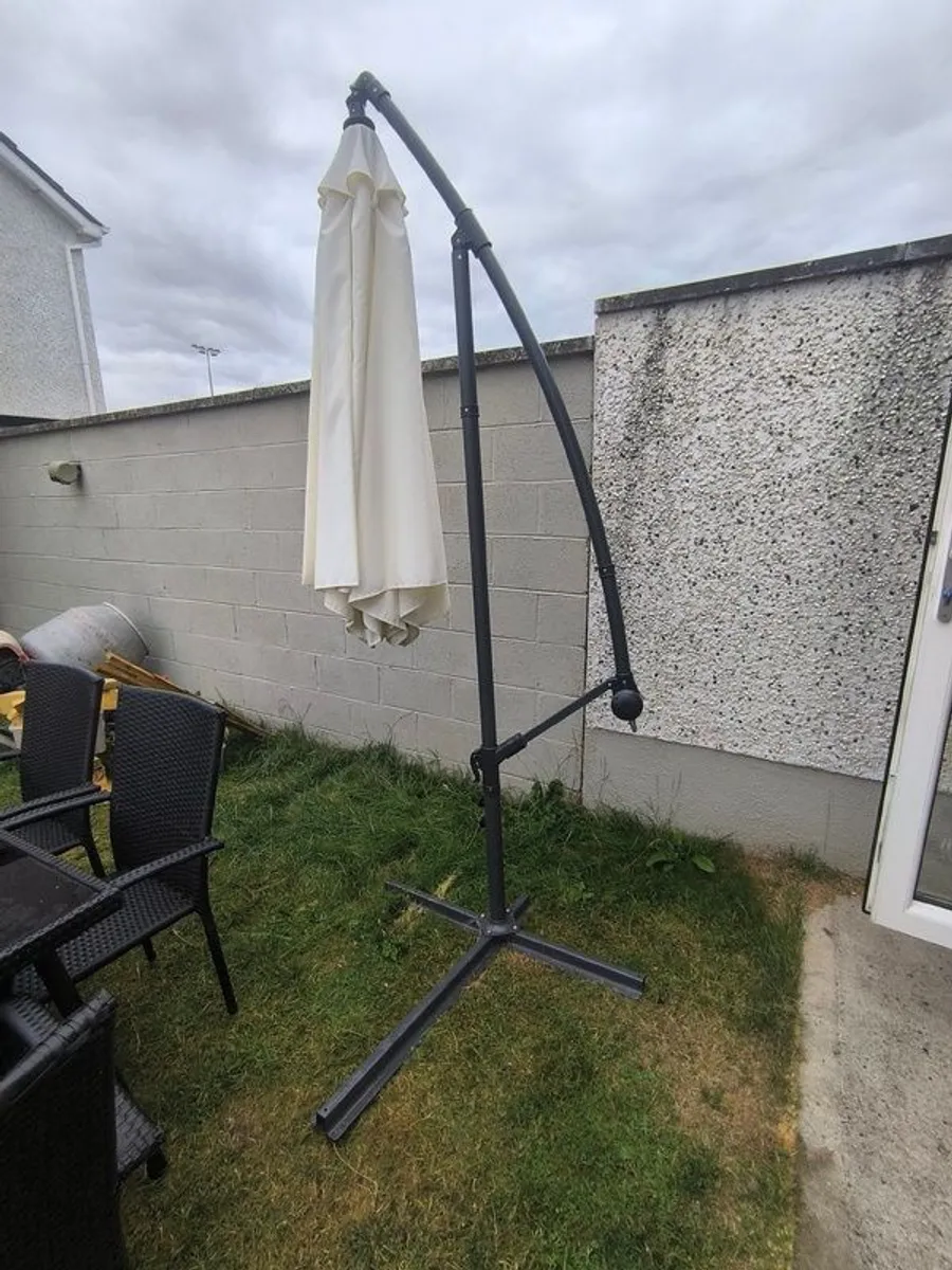 Parasol - Image 2