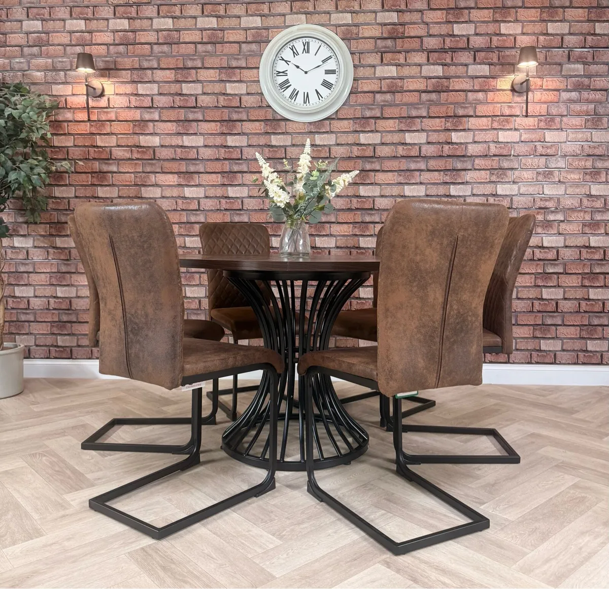 Rustic walnut hourglass kitchen table & 6 chairs - Image 1