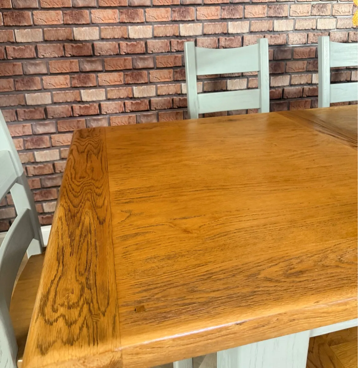 Extending Danube oak kitchen table,4 chairs & benc - Image 4