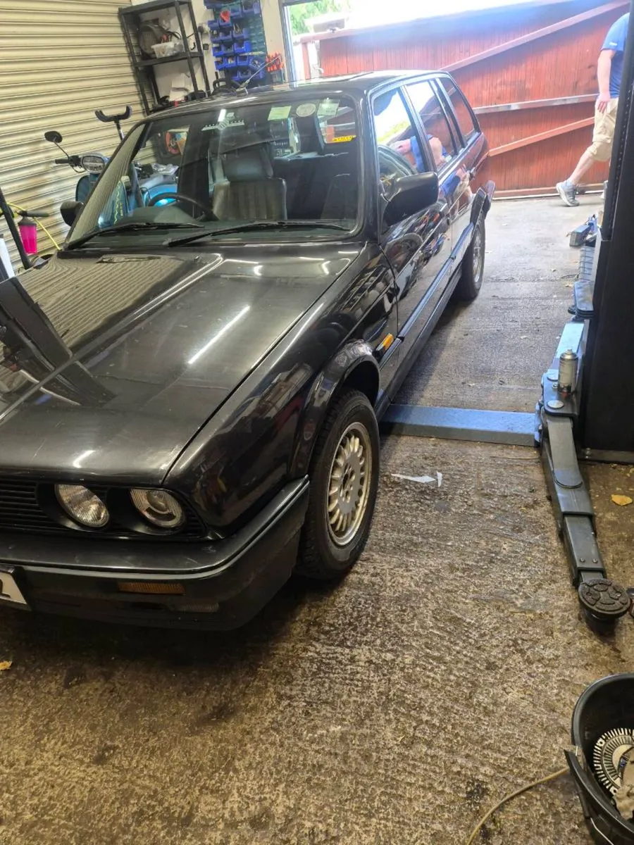Bmw e30 318i - Image 2