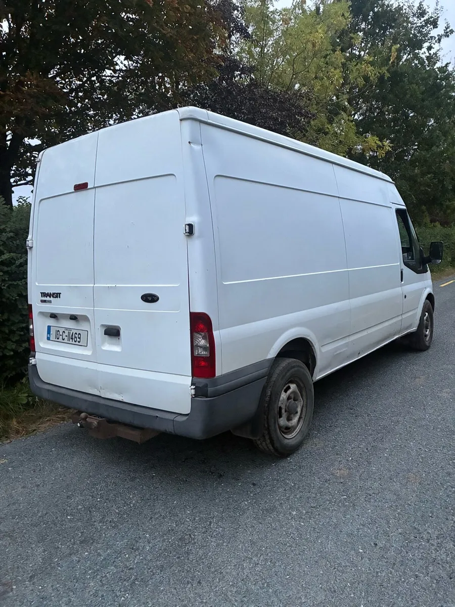 Ford Transit - Image 2