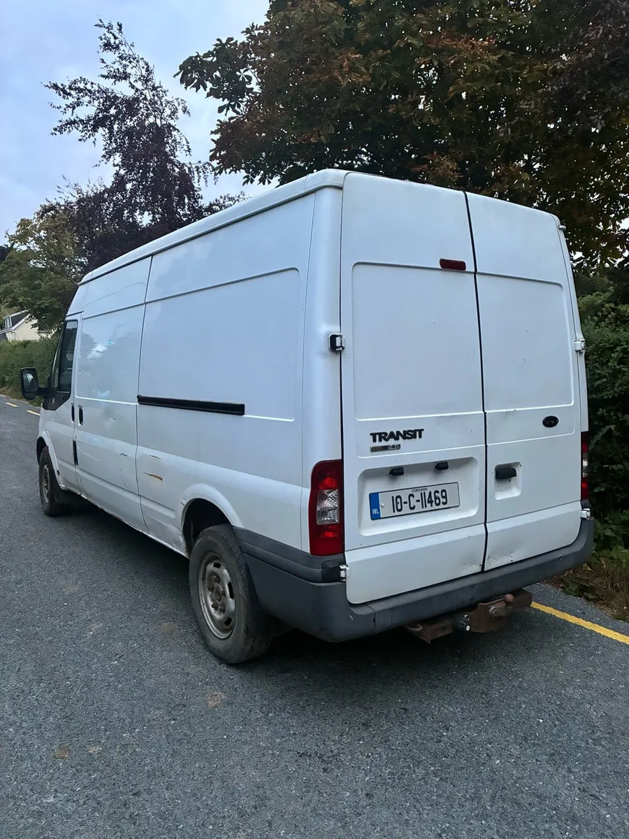 Ford Transit - Image 4