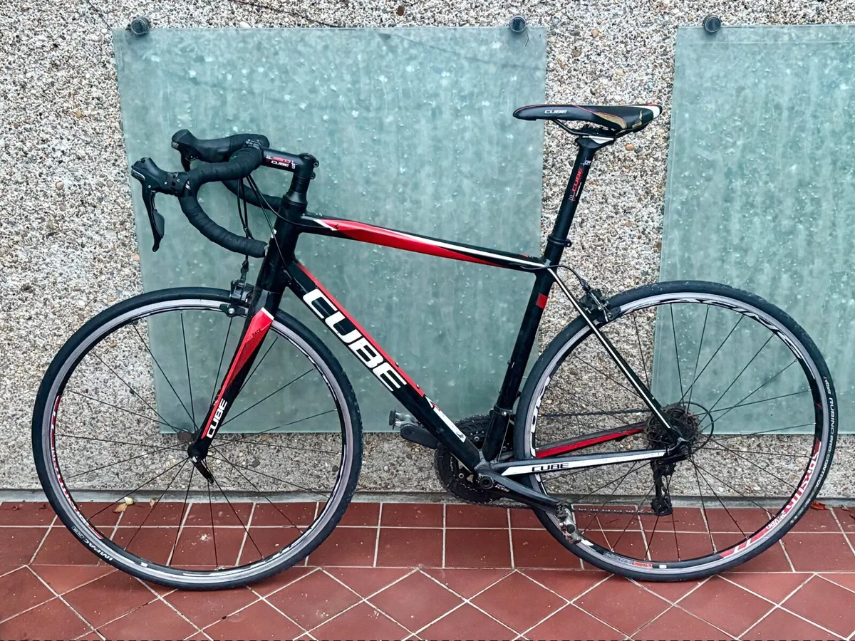 Cube Peloton Road Bike 56cm Frame - Image 1