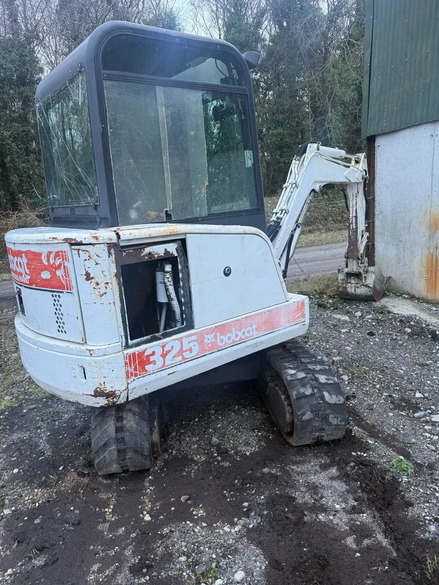 BOBCAT 2.8 TON MINI DIGGER - Image 4
