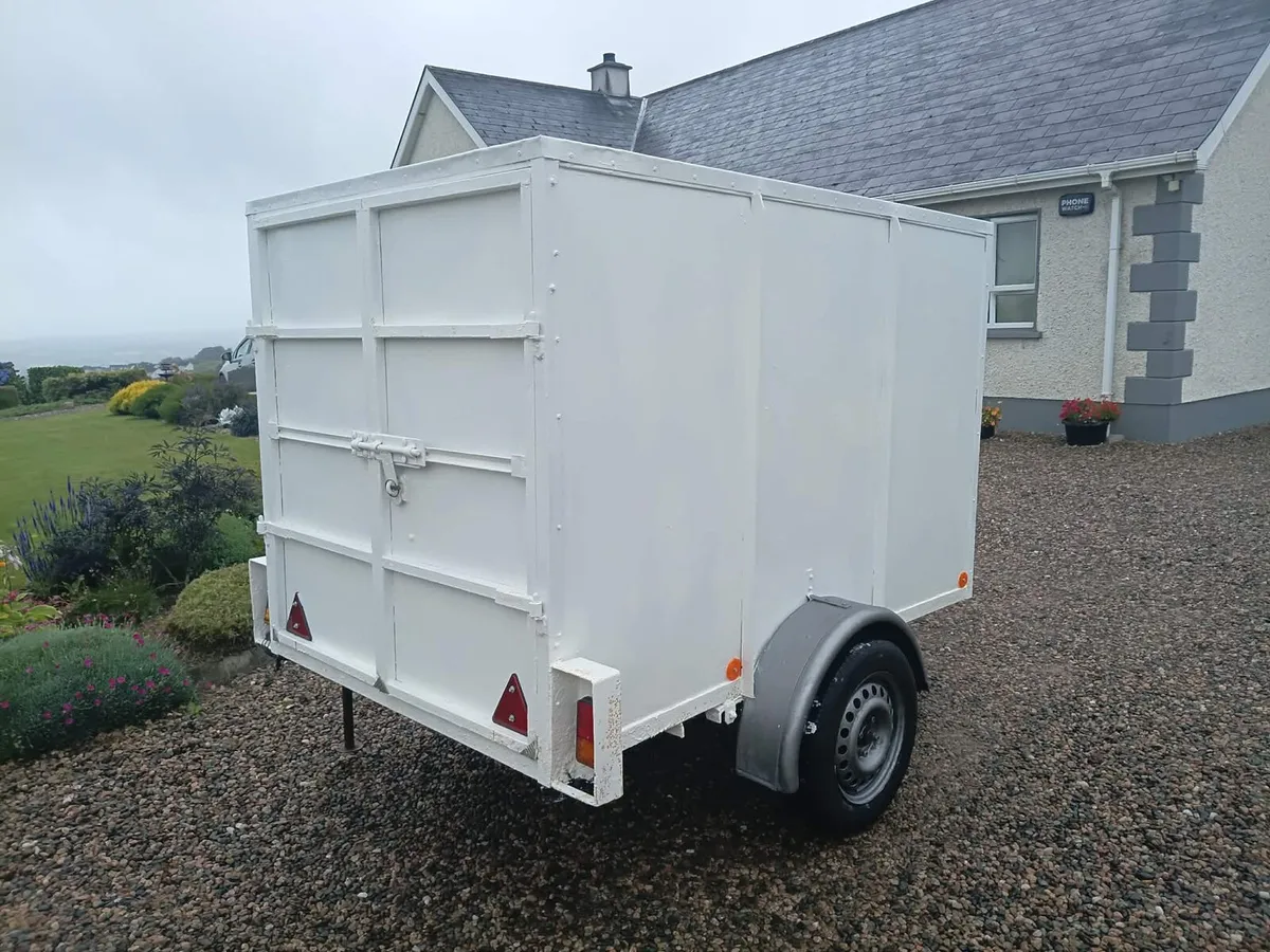 Box Trailer  / Good Tyres  / Very Tidy Condition - Image 3