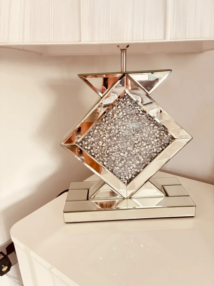 Mirrored Table and lamp to match - Image 1