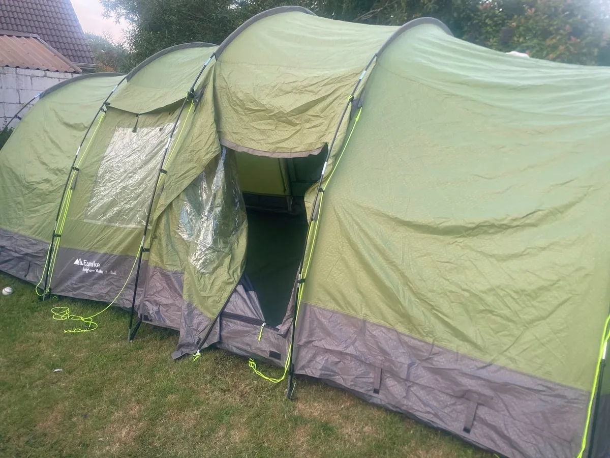 8 Man tent + underlay + carpet - Image 2