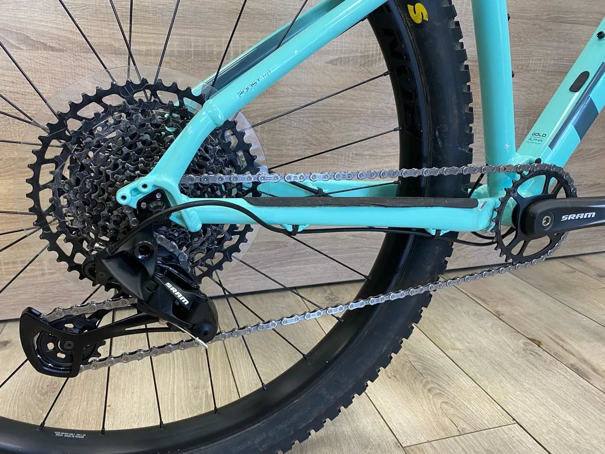 TREK ROSCOE 7 (like new) - Image 3