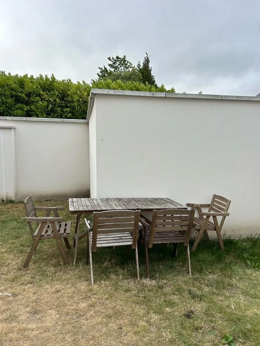 Garden table and 4 chairs - Image 2