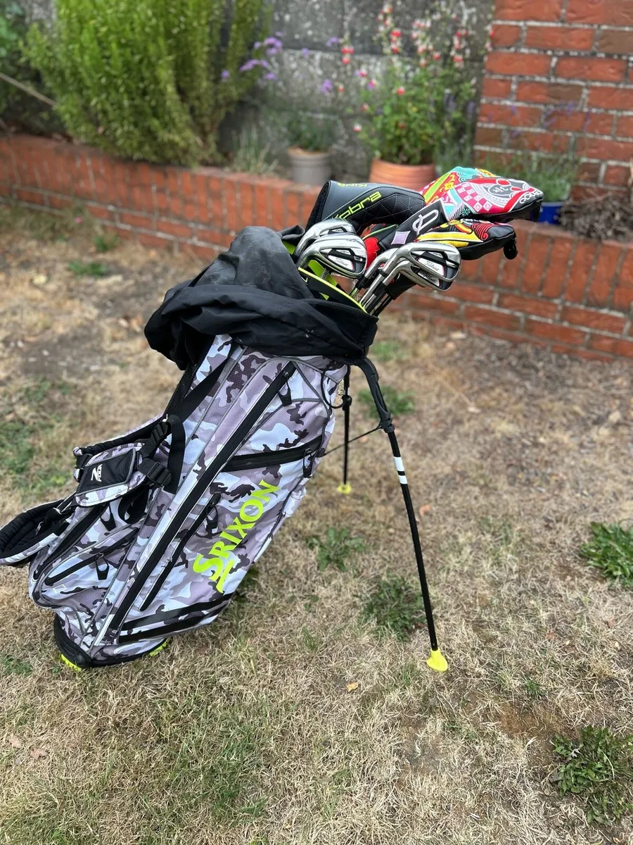 Full set of left handed golf clubs - Image 1
