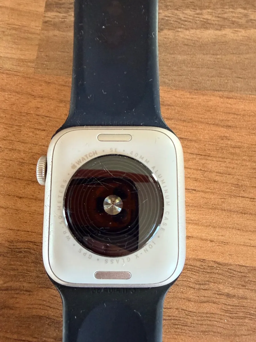 Apple Watch SE - Image 2