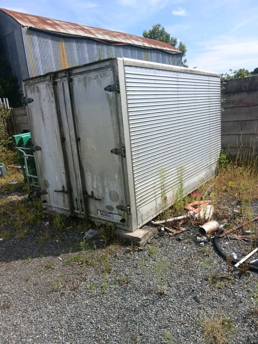 Containers - Image 2