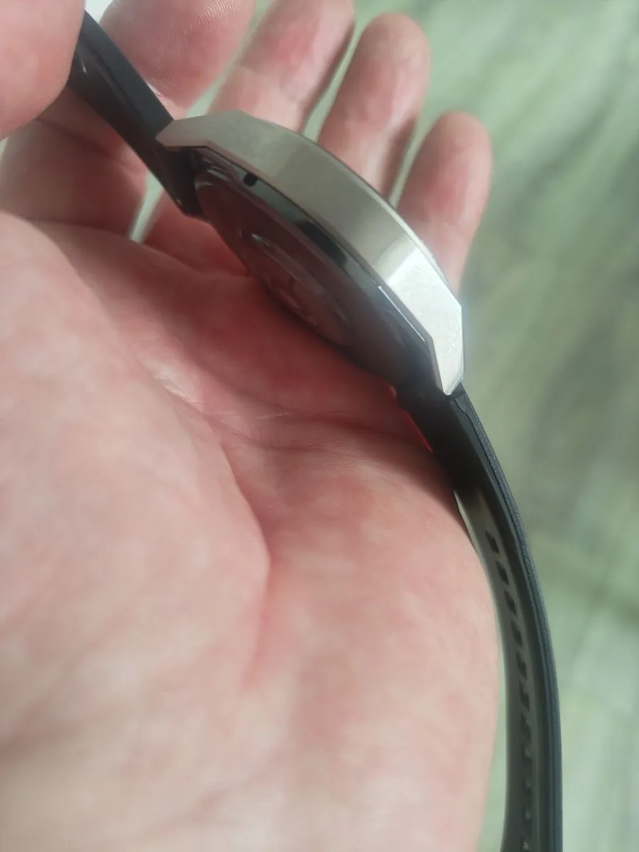 Huawei GT 3 Pro  46mm titanium watch - Image 3