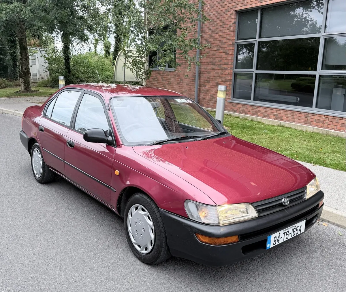 1994 Toyota Corolla xli - Image 2