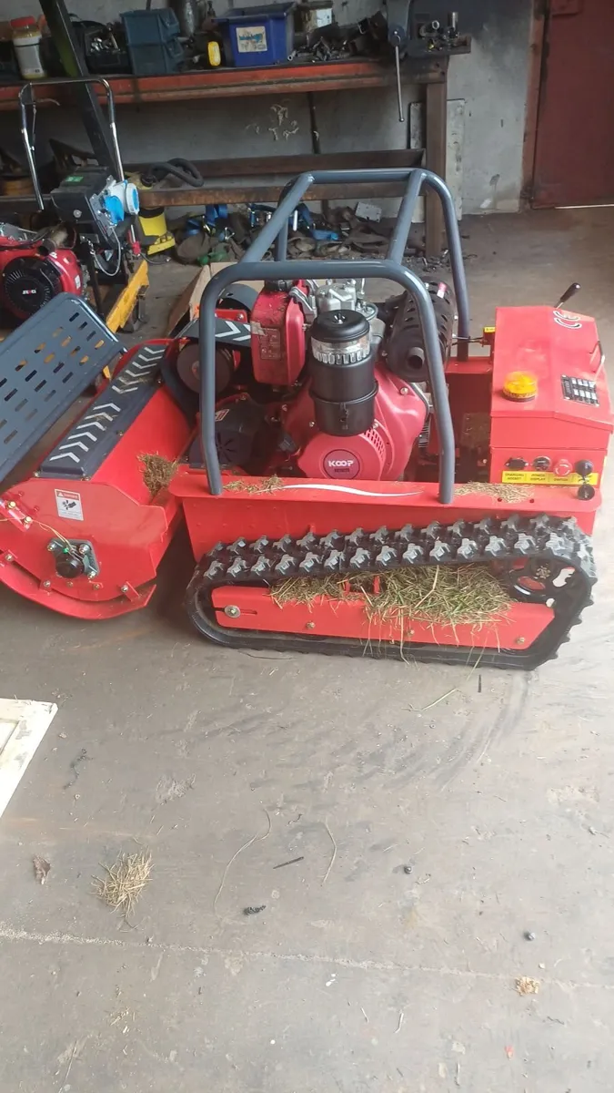 Remote controlled tracked flail mower - Image 3