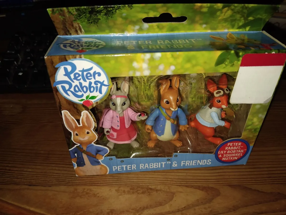 Peter Rabbit Set of Figures - Image 2