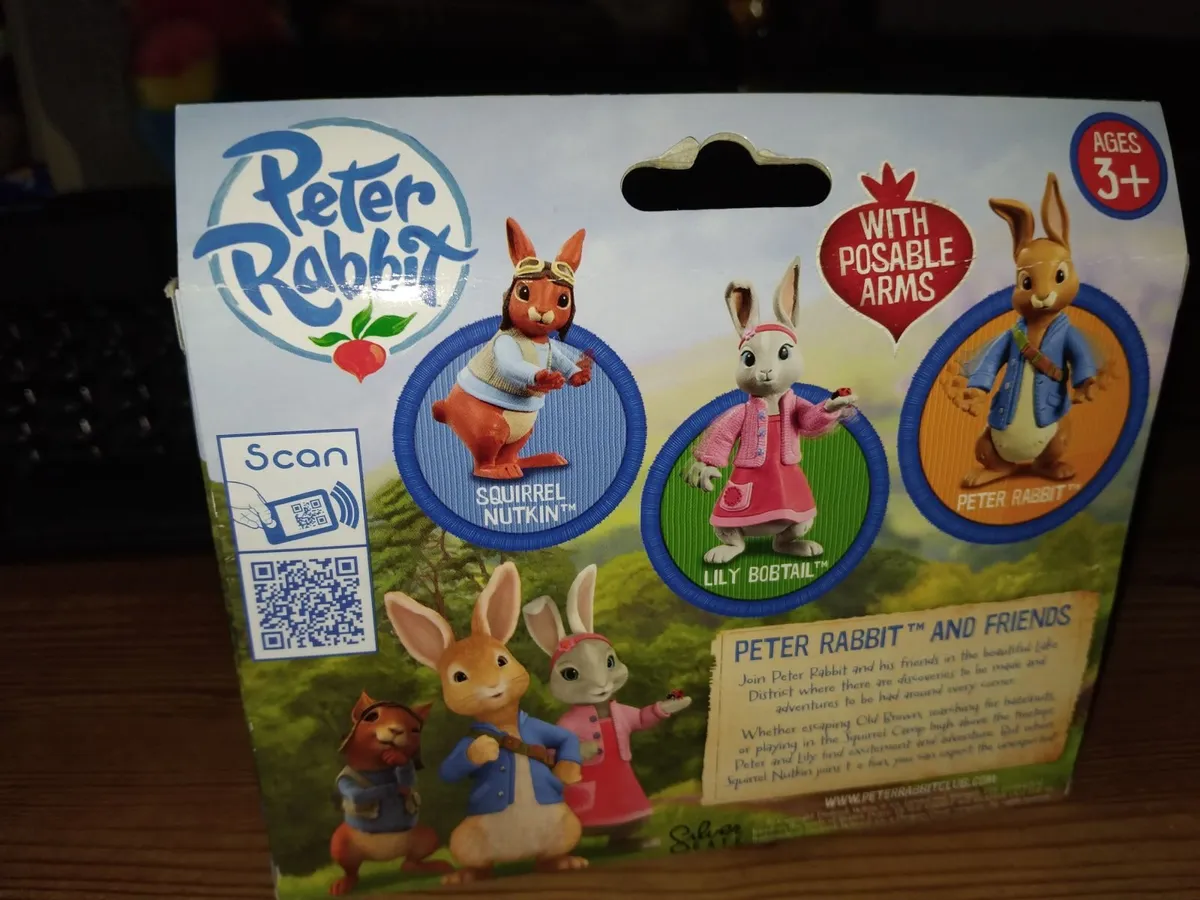 Peter Rabbit Set of Figures - Image 3