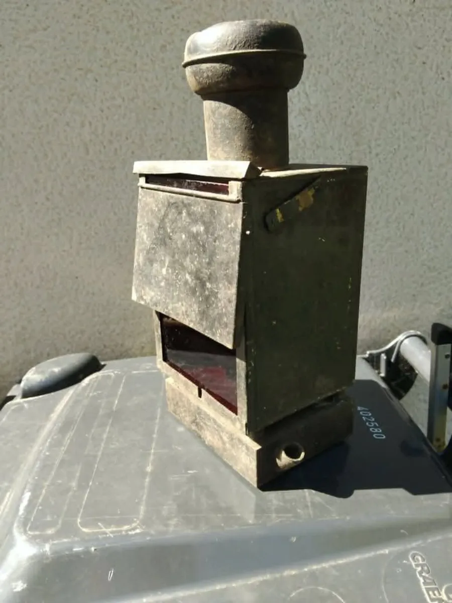 Vintage Darkroom Safelight Lamp - Candle Lantern - Image 4