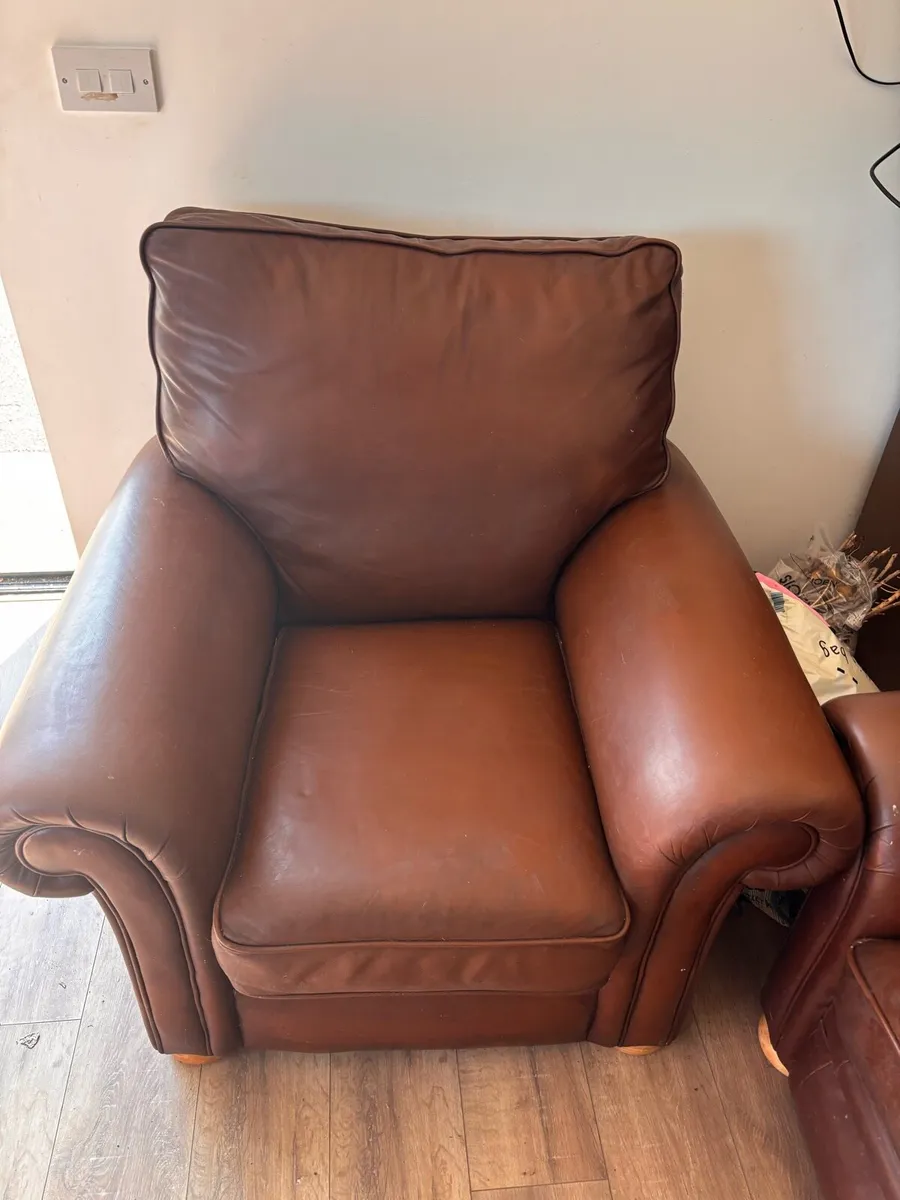 3 and 1 seater couches - Image 3