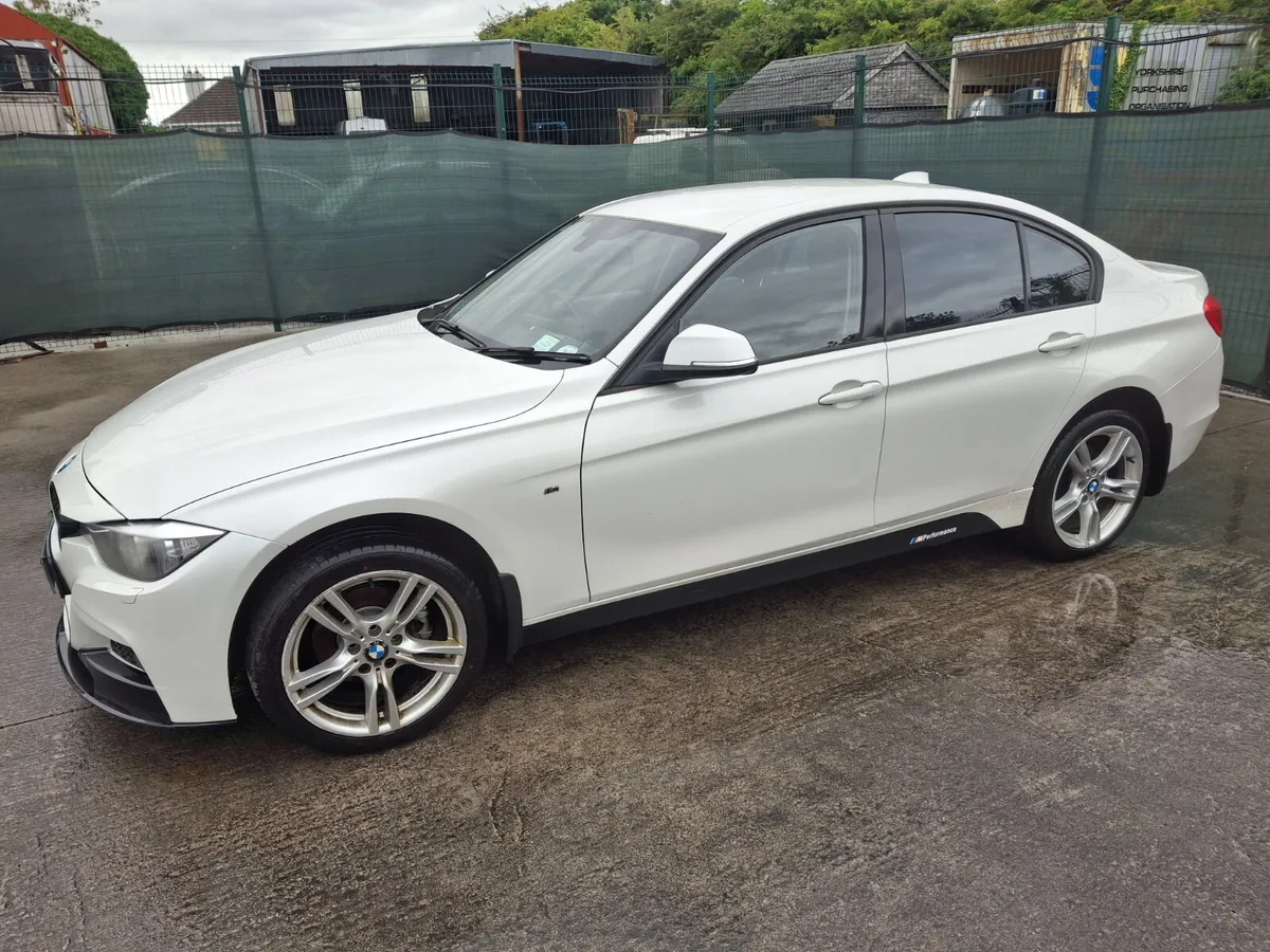132 Bmw 3 Series  318D   Automatic - Image 1