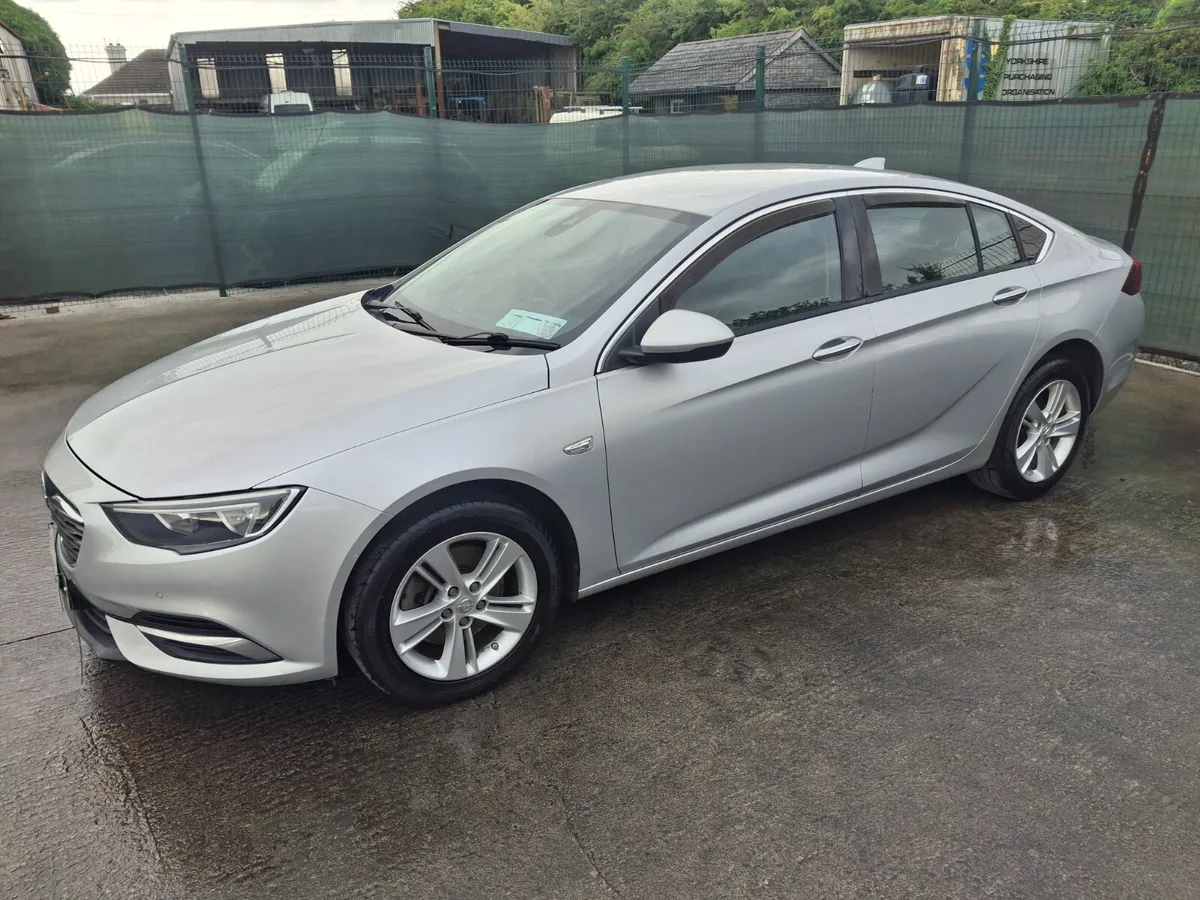 2018 Opel Insignia  Grand sport - Image 1